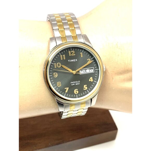 Timex Men's Watch T26481 Quartz 35mm Gray Dial Indiglo Two Tone Stretched Band - Picture 11 of 14